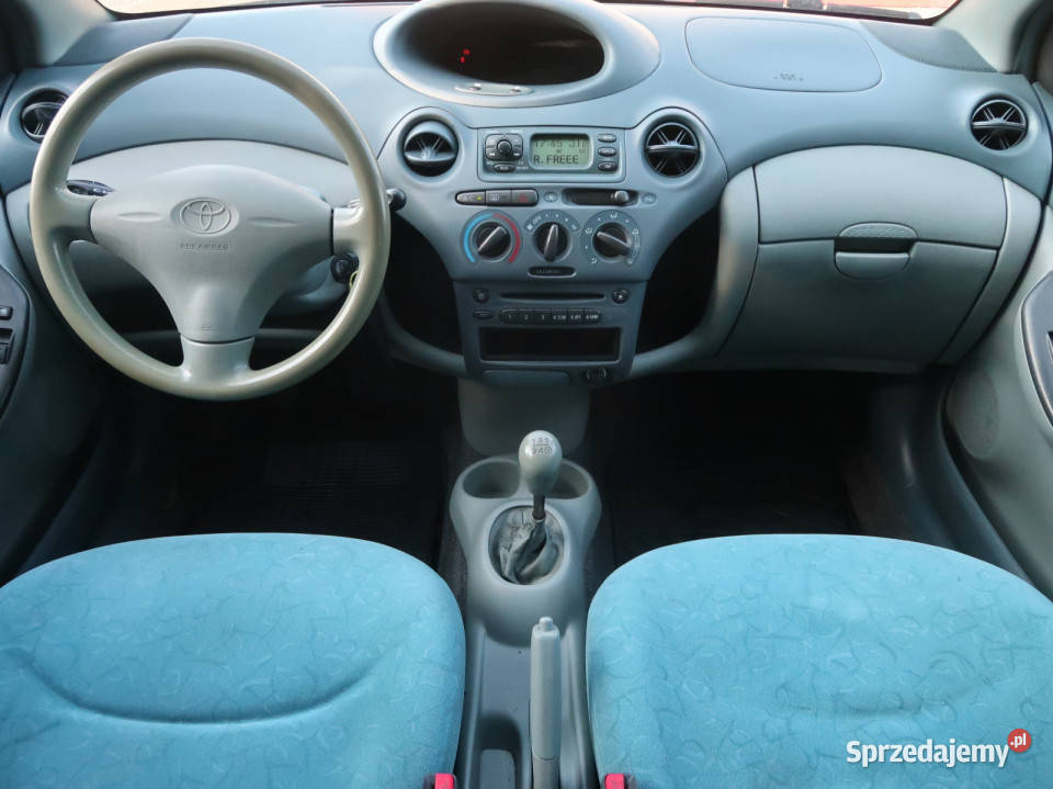 Toyota Yaris 10 VVTi klimatyzacja