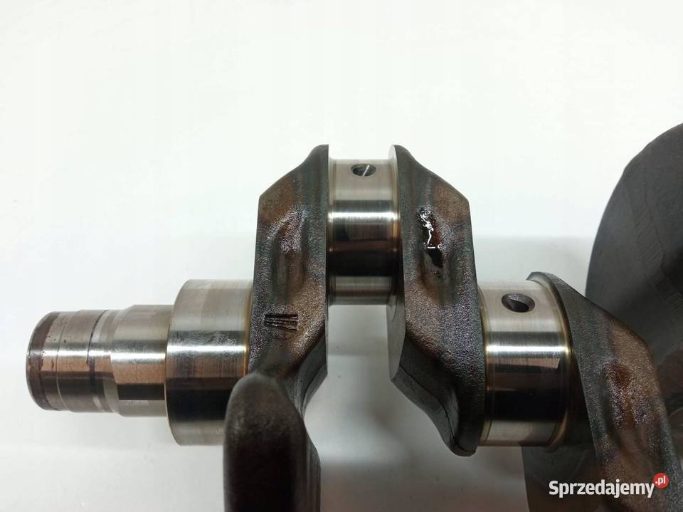 WAŁ KORBOWY 04E BT 15 TSI Skoda Octavia III Blok silnika