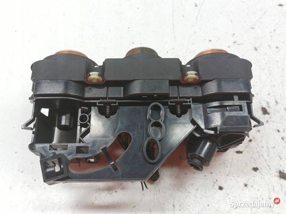 PANEL NAWIEWU VW Volkswagen Caddy III 2003 Panele sterowania, przełączniki sprzedam