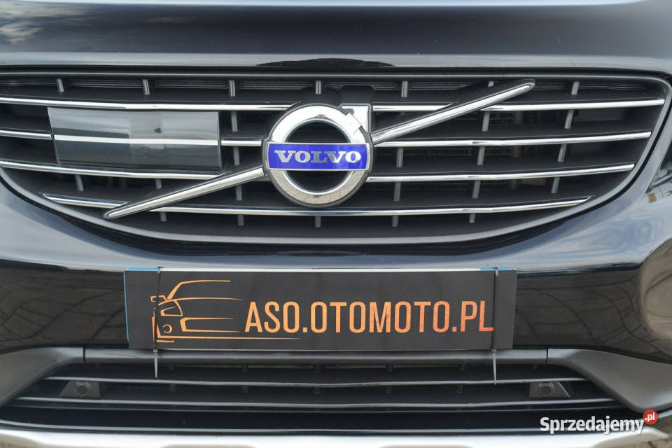 Volvo XC 60 SUMMUM nawi panorama HARMAN Otmuchów