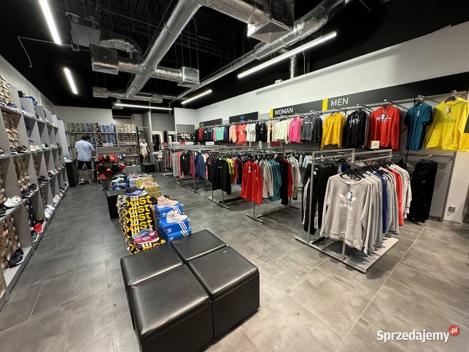 Syndyk sprzeda odzież i buty ADIDAS NIKE PUMA