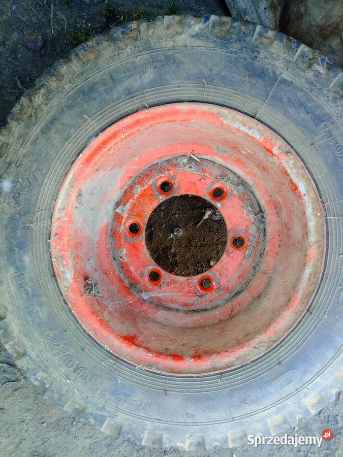 Koła do przyczepy rozrzutnika cyklopa kombajnu Kowal