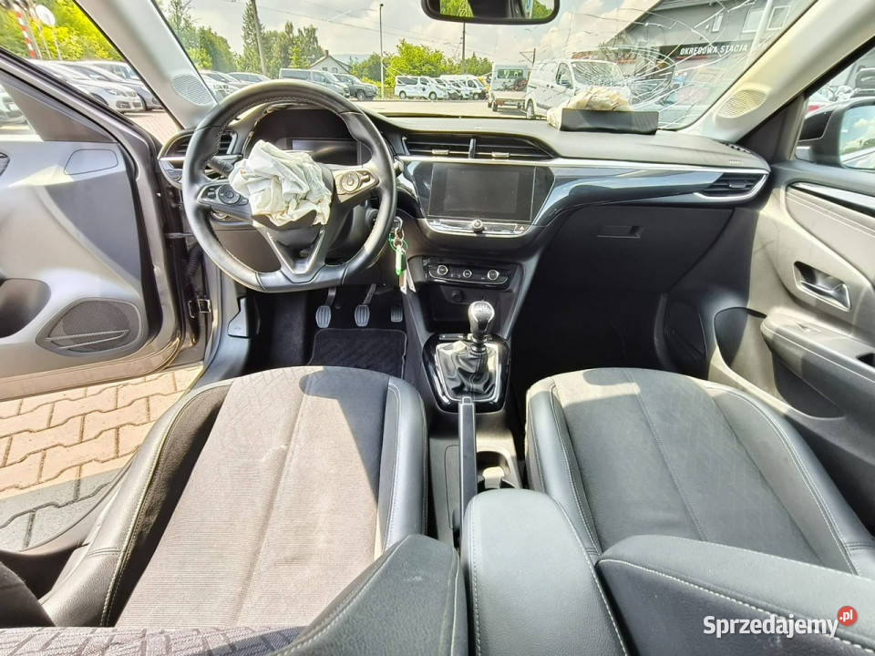Opel Corsa 12 benzyna 101 tablet virtual zegar szary