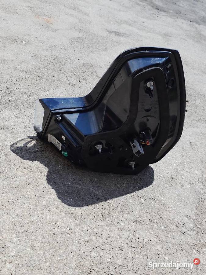 LAMPA PRAWY TYŁ LYNK CO 01 Lampy tylne Międzychód