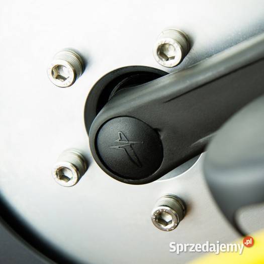 cichy profesjonalny rower do spiningu Pulse Wałcz