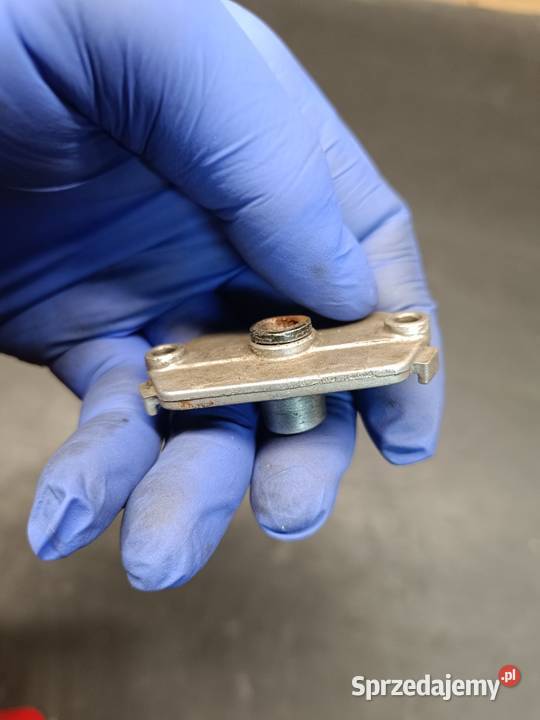 Pokrywa górna dekiel gaźnik mikuni 28 części Gaźniki sprzedam