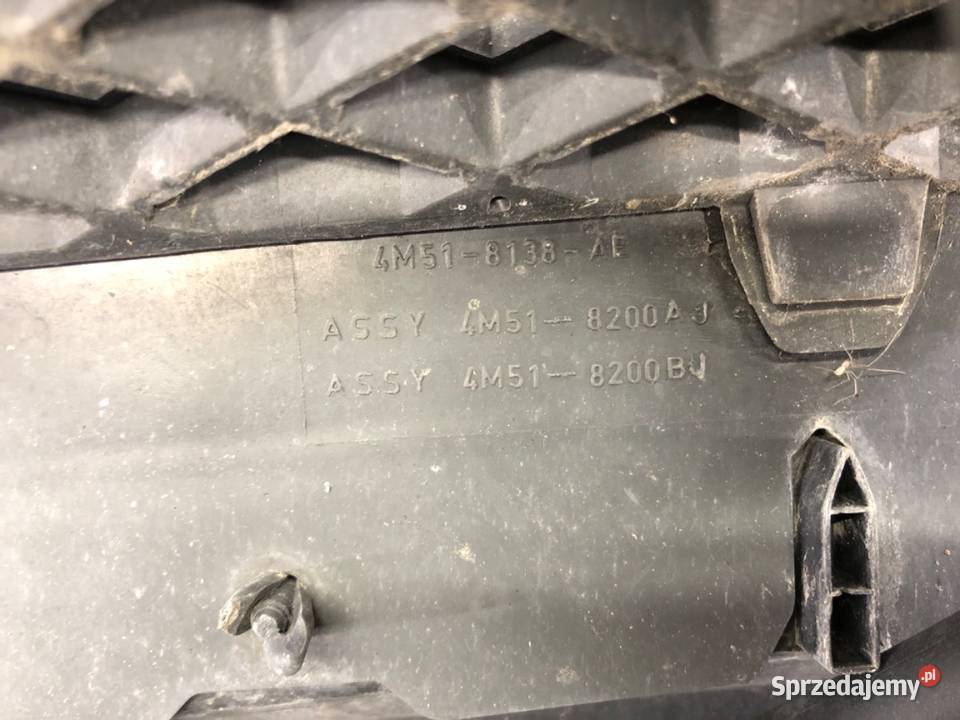 ATRAPA GRILL FORD FOCUS II 0413 Hatchback KRATA sprzedam