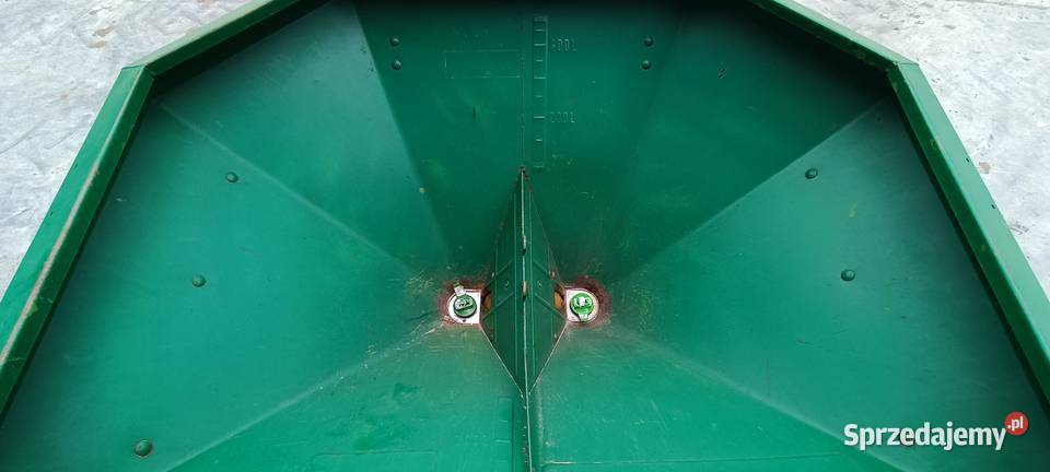 Rozsiewacz nawozów Amazone F 804 R nieuszkodzony Brodzica