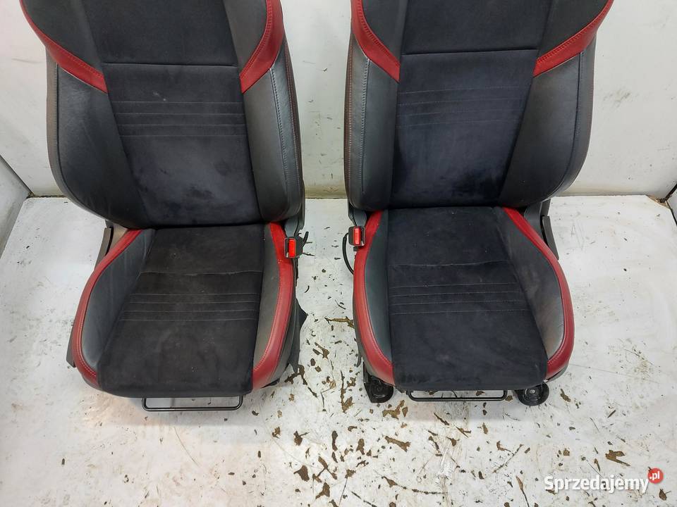 Subaru WRX STI 2015 fotele kanapa alcantara sprzedam
