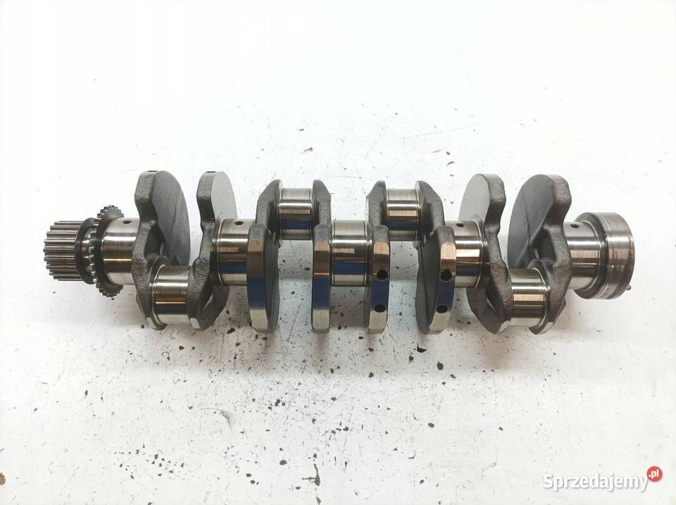 WAŁ KORBOWY 29 CRDI Kia Carnival I 19982006 Blok silnika