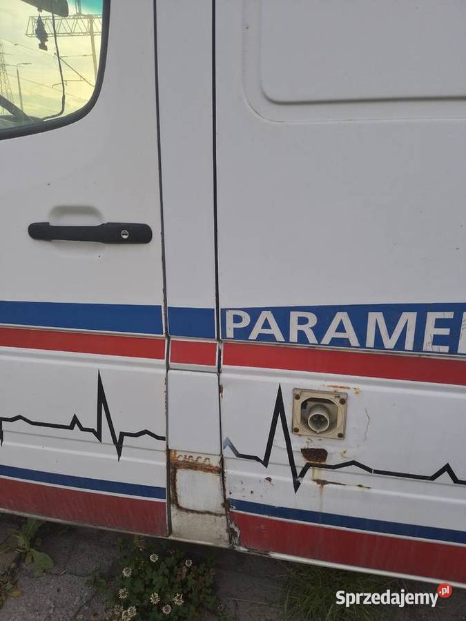Mercedes Benz karetka ambulans Starachowice sprzedam