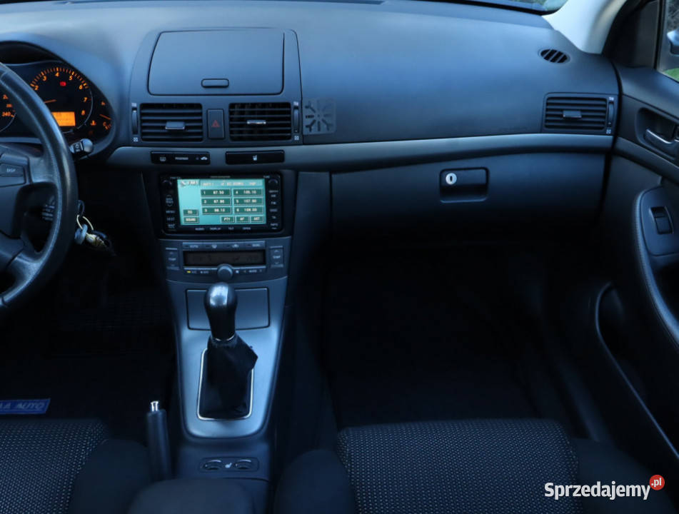 Toyota Avensis 18 VVTi 95KM Piaseczno