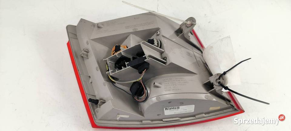 LAMPA PRAWA TYŁ SKODA OCTAVIA III 5E9945096A Lipno