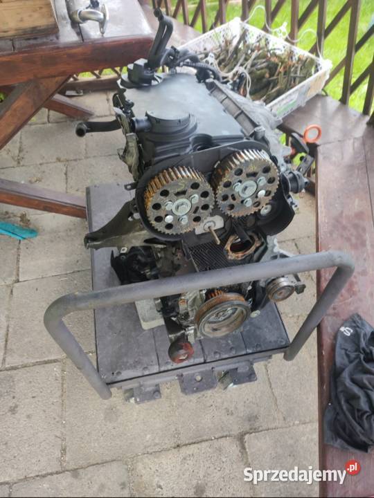 Sprzedam głowicę 20tdi blb osobowe sprzedam