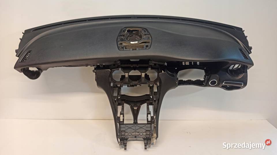 KOKPIT MERCEDES W205 ANGLIK