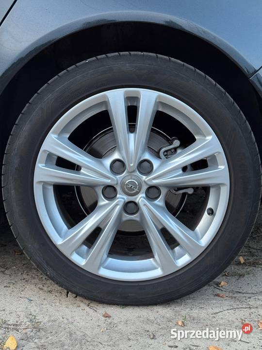 Opel Insignia A lifting 130KM