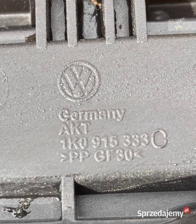 VW AUDI SEAT SKODA PODSTAWA OBUDOWA AKUMULATORA Radom