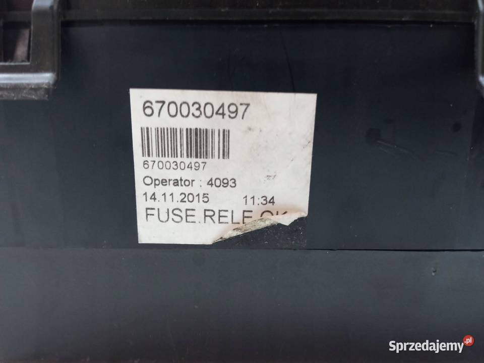 SKRZYNKA BEZPIECZNIKÓW 670030497 30 B 410