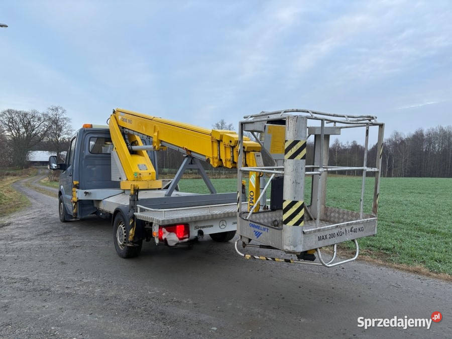Podnośnik koszowy Mercedes Benz sprinter Dźwigi, podnośniki Polichno