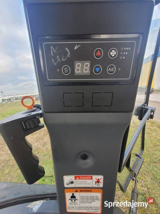 Ciągnik sadowniczy SOLIS 75 4x4 4cylindry Głowno