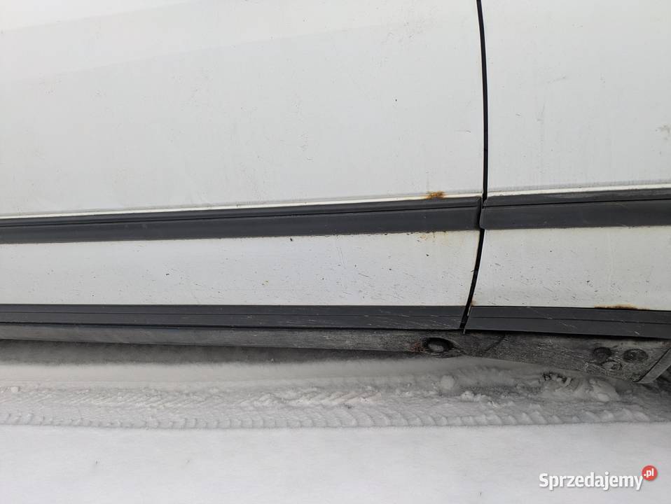 W124 Mercedes Benz wąska listwa 230e 23 benzyna W124 Wołczyn sprzedam