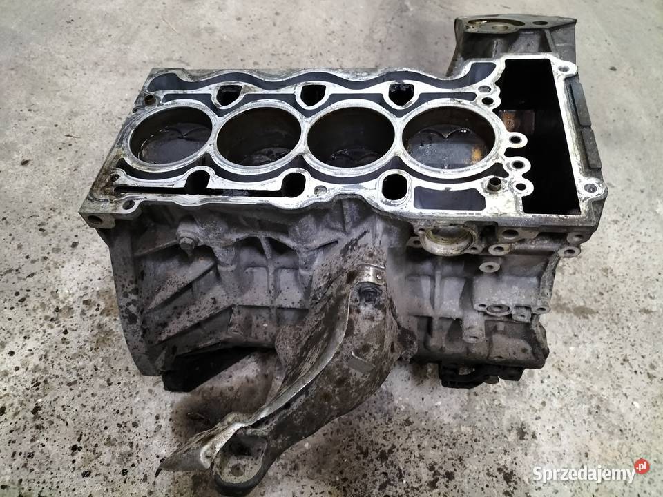 Blok silnika słupek BMW E87 116i części