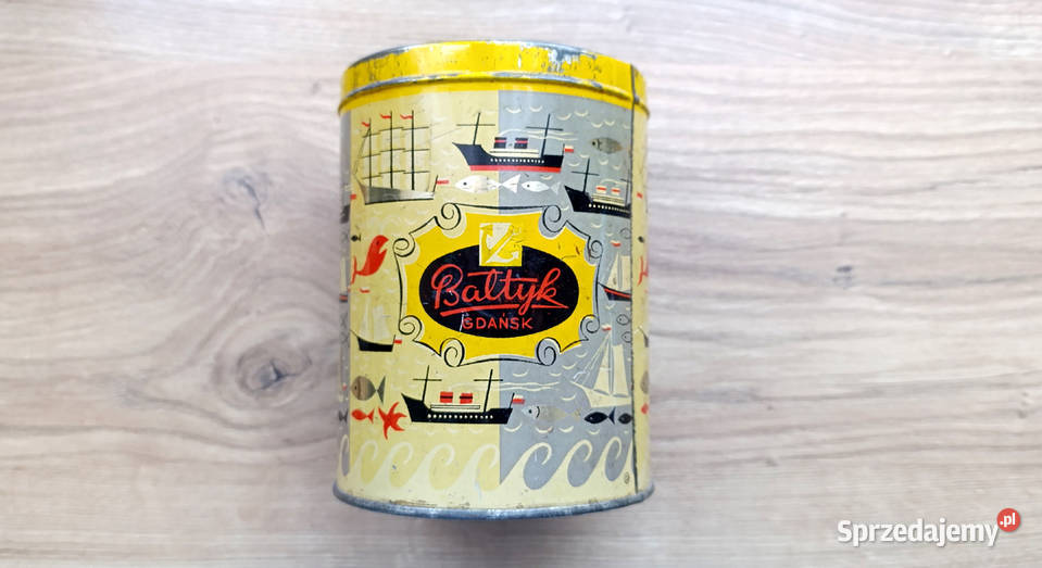 Puszka cukierkach z PRLu