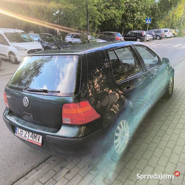 VW Golf 4 1999 benzyna Rok produkcji 1999 Bydgoszcz