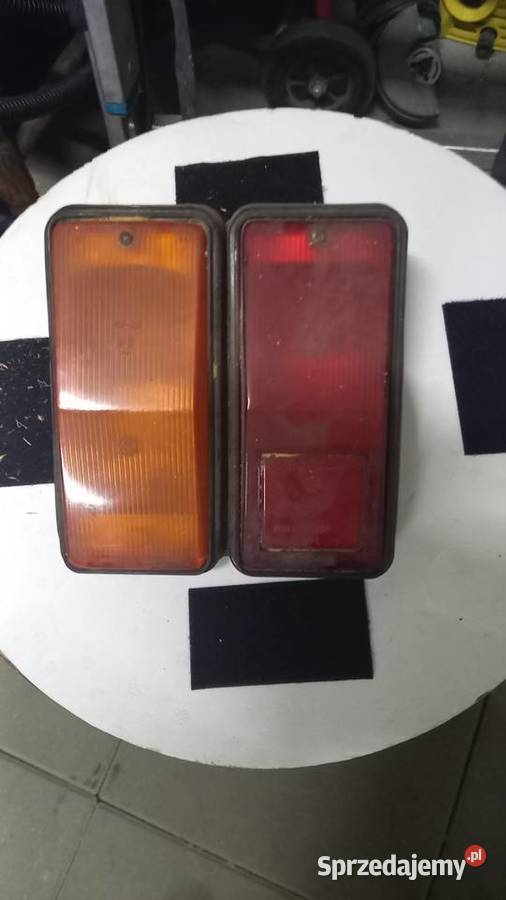 Lampa tył fiat 125p Księży Las