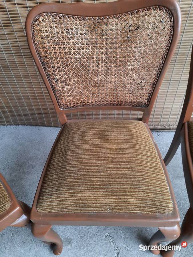 komplet krzeseł 4 sztuki 558 Byczyna