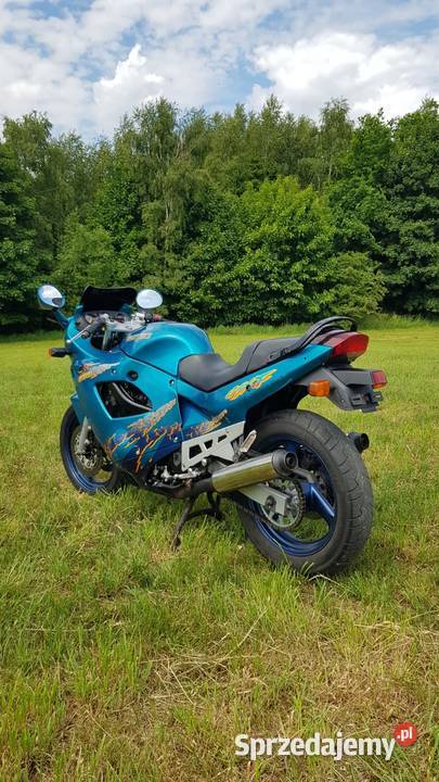SUZUKI GSX 600 F Mojusz