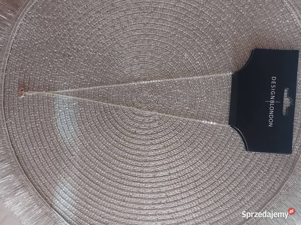 ASOS Długi naszyjnik z zawieszką łańcuszek z Kraków