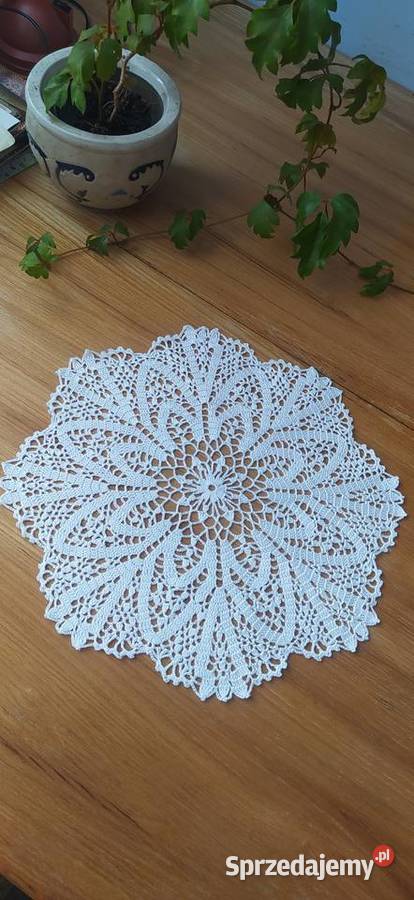 Śliczna serwetka biały warmińsko-mazurskie Braniewo sprzedam