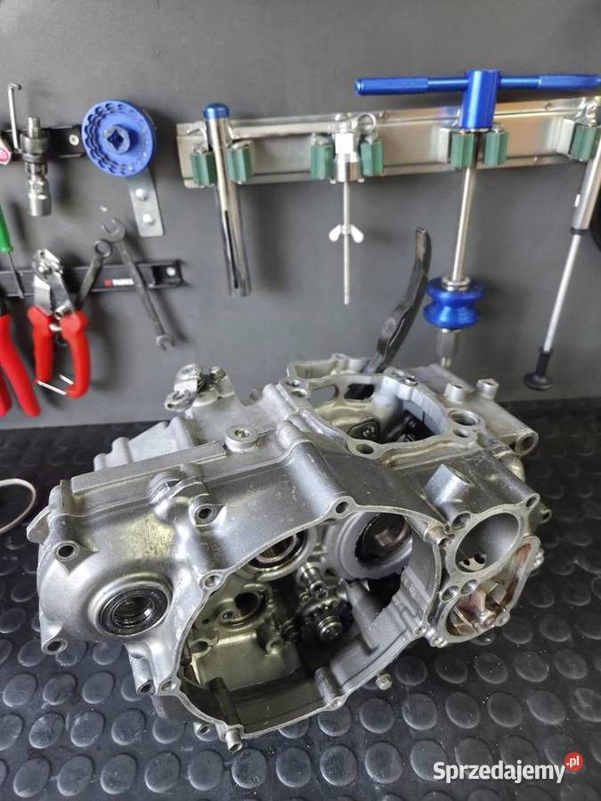 Części silnikowe yzf 250 01 13r głowica kartery Teklinów