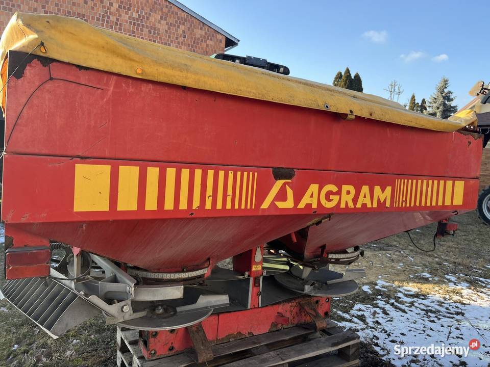 Rozsiewacz Agram 1800litrów Zbuczyn