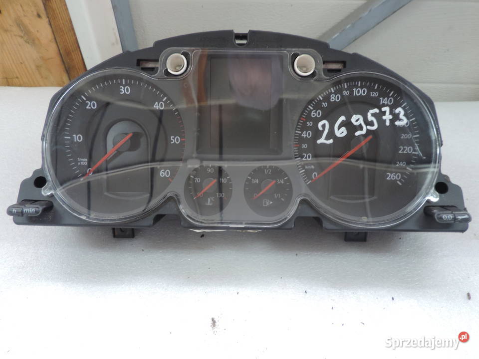 LICZNIK VW PASSAT B6 20 TDI 3C0920871