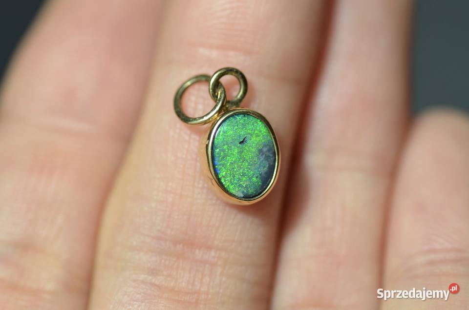 złota zawieszka 585 z nat ciemnym opalem