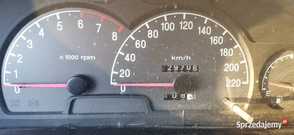 Hyundai Trajet 5 osób 660 LPG Przegląd OC Trajet Samochody osobowe Gowarczów