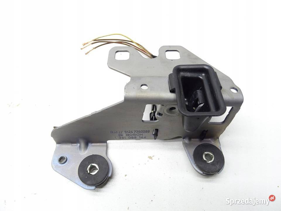 ZAMEK RYGIEL TYŁ TYLNY 7250299 BMW F11 F30 F31