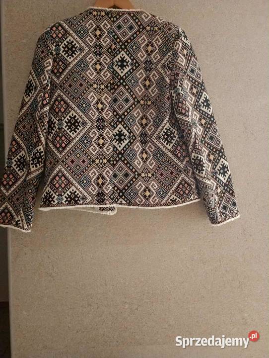 Kardigan damski marki Ivivo Biłgoraj