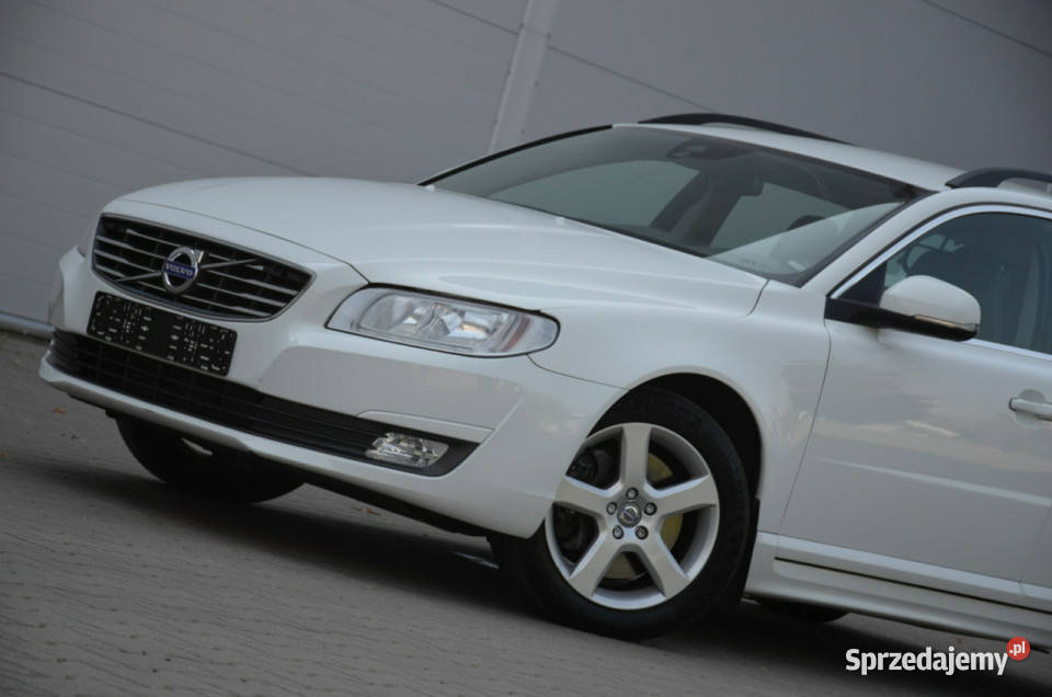 Volvo V70 Białe Zarejestrowane 24D5 185 AWD Lift ogranicznik prędkości