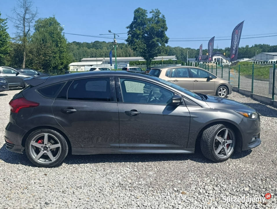Ford Focus ST 20250 Mały przebieg serwisowany elektrycznie ustawiane fotele małopolskie Dulowa