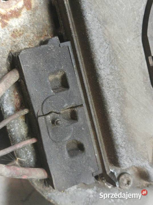 WENTYLATOR CHŁODNICY 45 V8 7L 7L0959455E Rok produkcji 2006