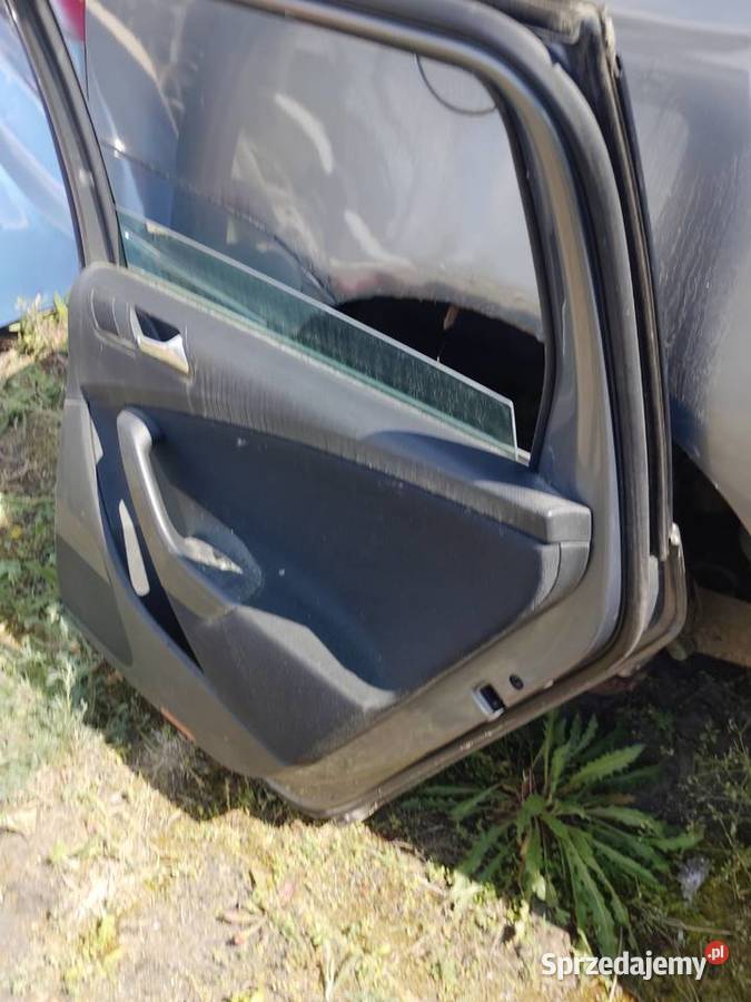 VW PASSAT B6 DRZWI PRAWY TYł LC9Z