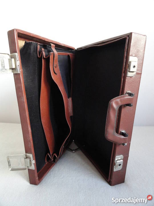 Neseser aktówka walizka PRL Kołobrzeg