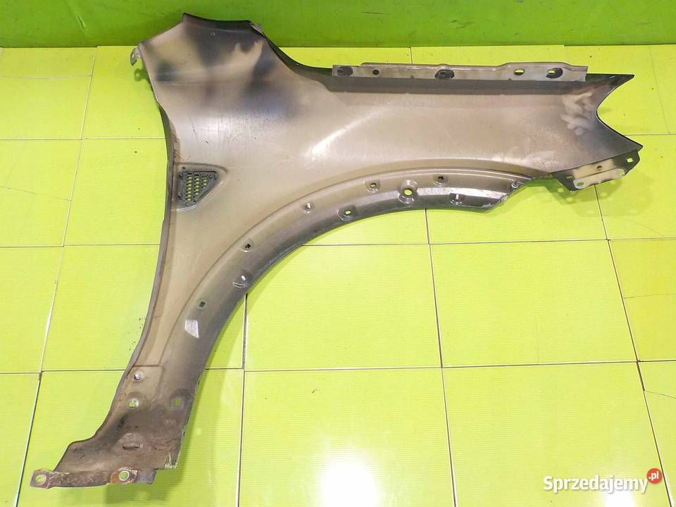 CHEVROLET CAPTIVA 10r blotnik lewy przod Suków