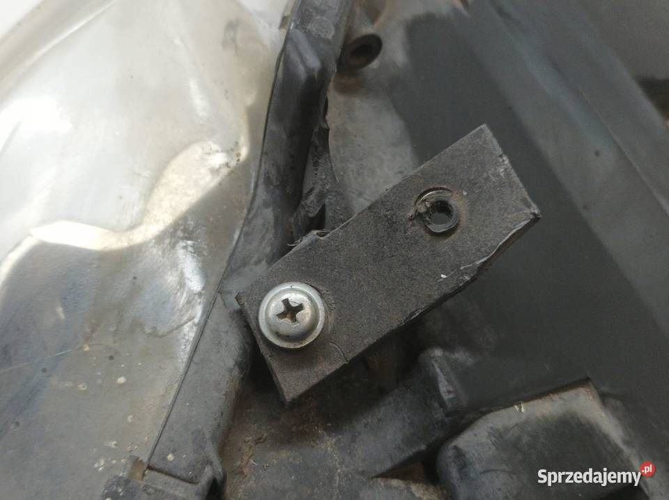 LAMPA PRZÓD LEWA 1T1941005B 0301233201 VW