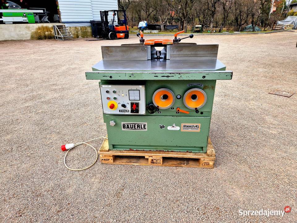 Frezarka dolnowrzecionowa BAUERLE uchylne Kalwaria Zebrzydowska