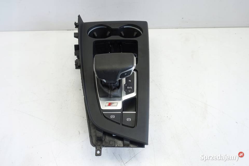 Audi A5 8W S5 WYBIERAK SKRZYNI BIEGÓW 8W2713041K osobowe Pozostałe Chełm