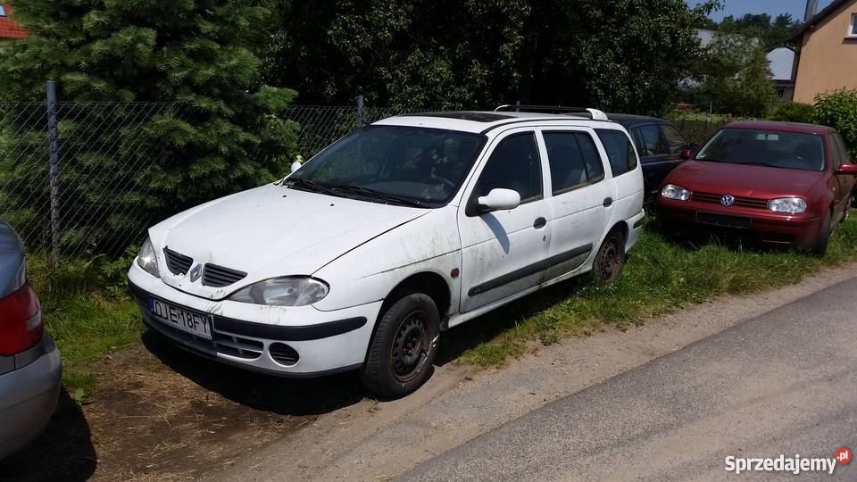 częsci blacharskie megane 1 lift Marczyce sprzedam
